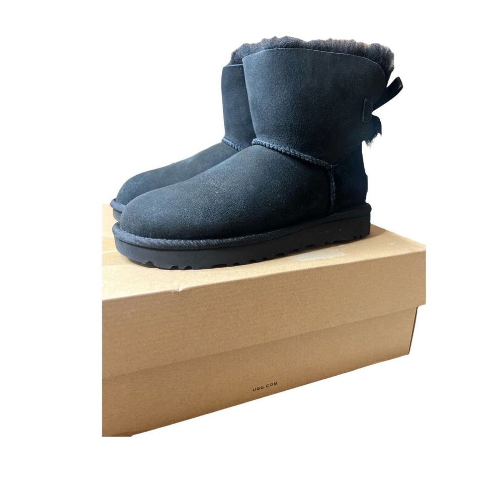UGG Womens Black Classic Winter Boot Mini Bailey Bow II Sheepskin 1016501 Sz 5